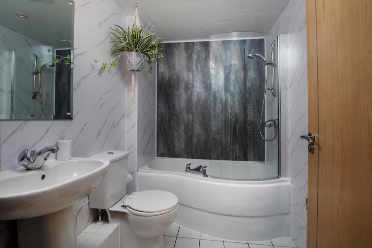Leeds Most Stunning Penthouse! - Sleeps 8 Leilighet Eksteriør bilde