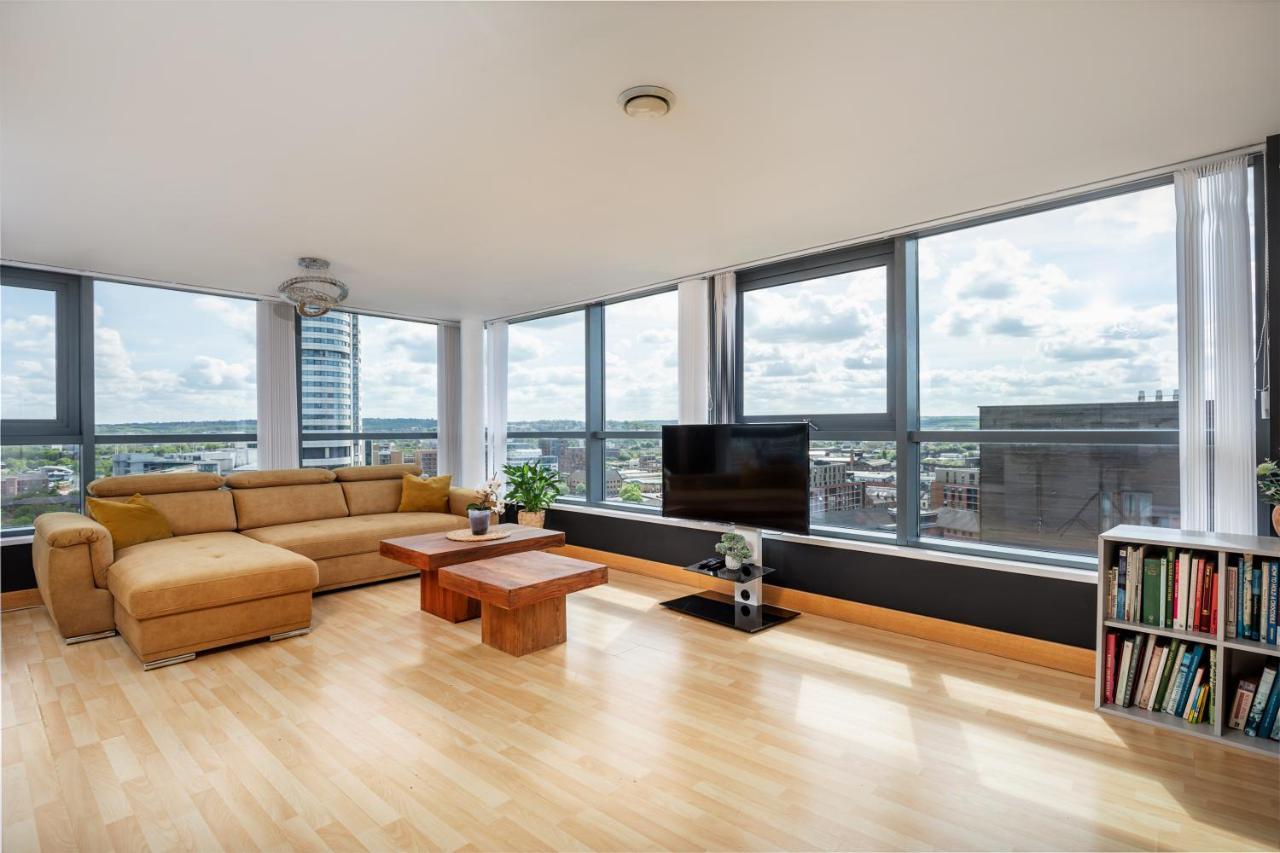 Leeds Most Stunning Penthouse! - Sleeps 8 Leilighet Eksteriør bilde
