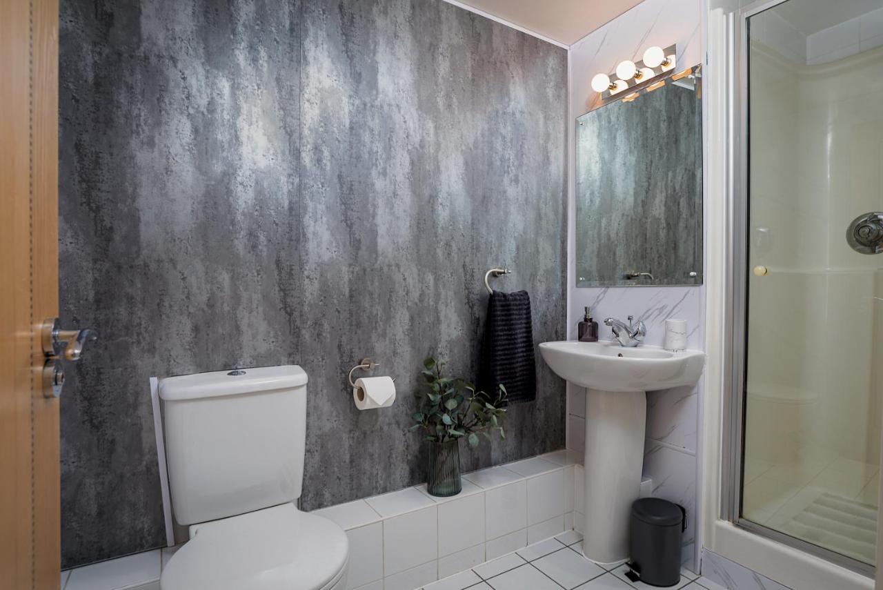 Leeds Most Stunning Penthouse! - Sleeps 8 Leilighet Eksteriør bilde