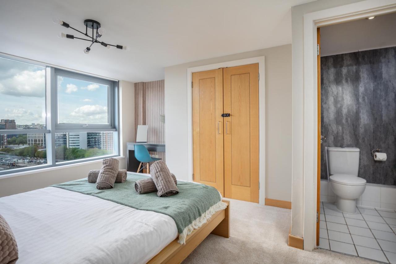 Leeds Most Stunning Penthouse! - Sleeps 8 Leilighet Eksteriør bilde